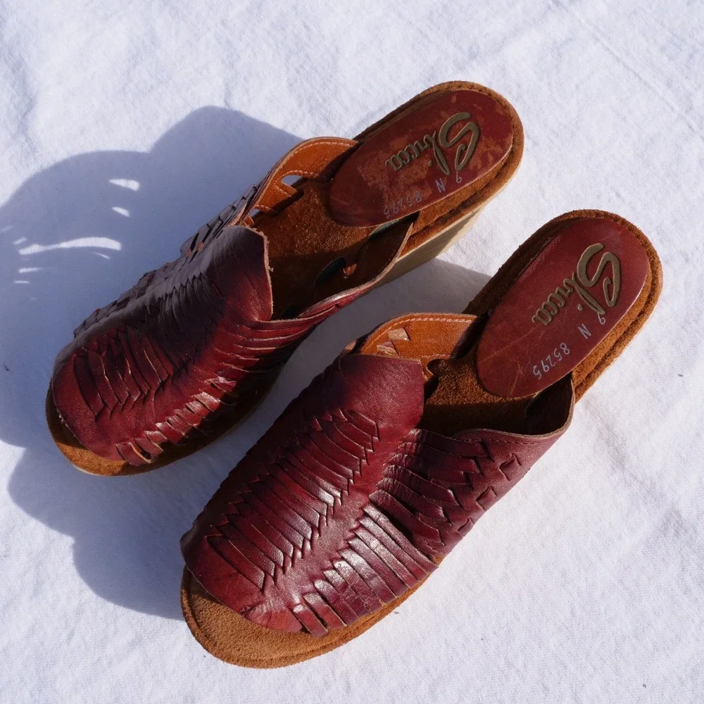 Vintage‎ 1970s Sbicca basket weave peep toe platform wedge heels